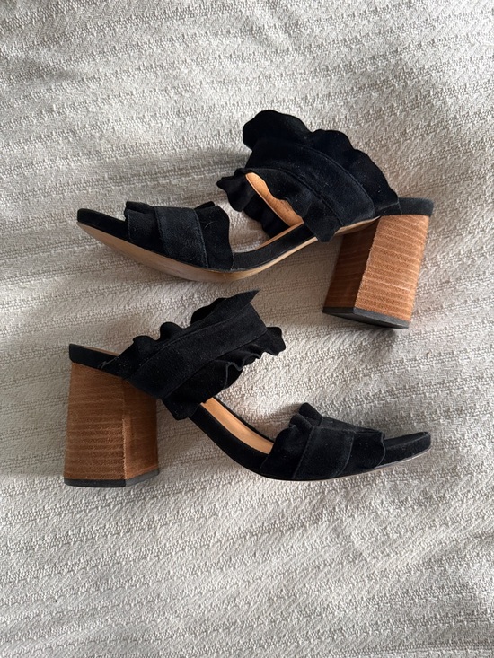 Free People Shoes - Free People Black Suede Ruffle Block Heel Sandals